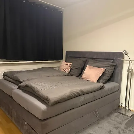 Stilvolle Und Gut Ausgestattete 2-zimmer * Hannover