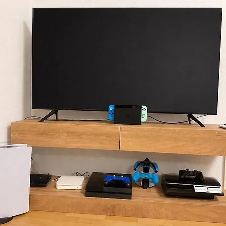 Stilvolle Und Gut Ausgestattete 2-zimmer 아파트