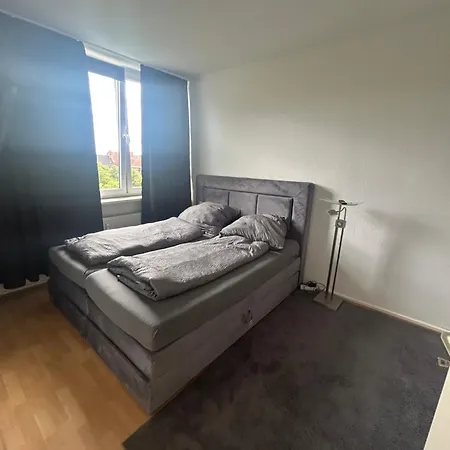 Stilvolle Und Gut Ausgestattete 2-zimmer